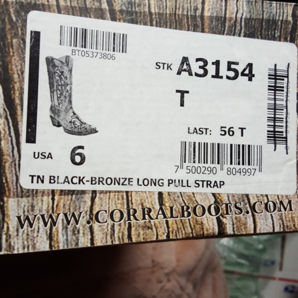 β€οΈππ’πNIB Corral TEEN vintage bronze black boots size 6β€οΈππ’π - Picture 12 of 14